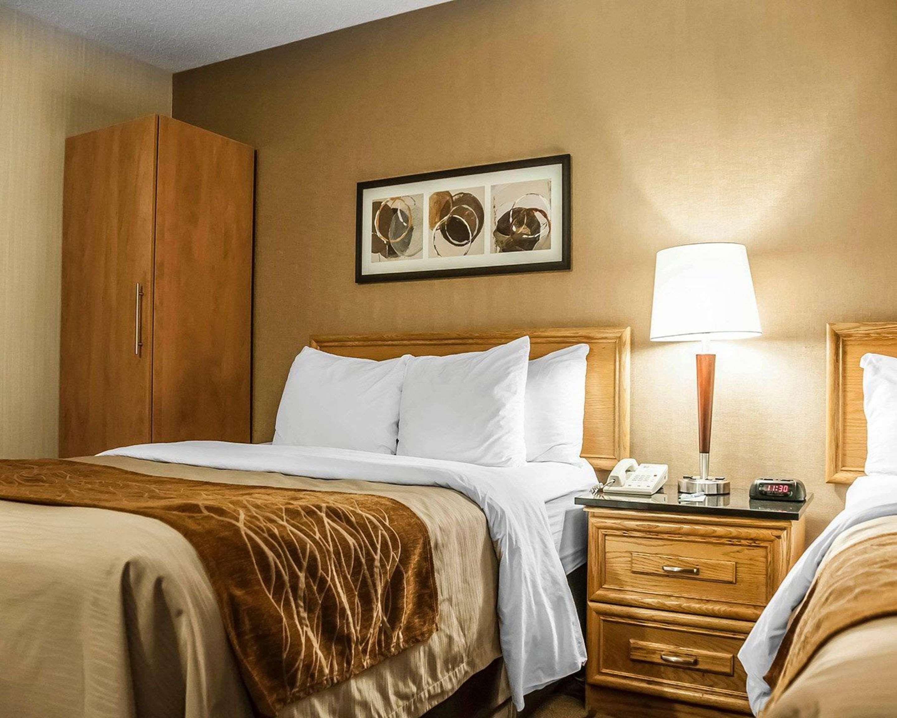 Comfort Inn Laval Luaran gambar