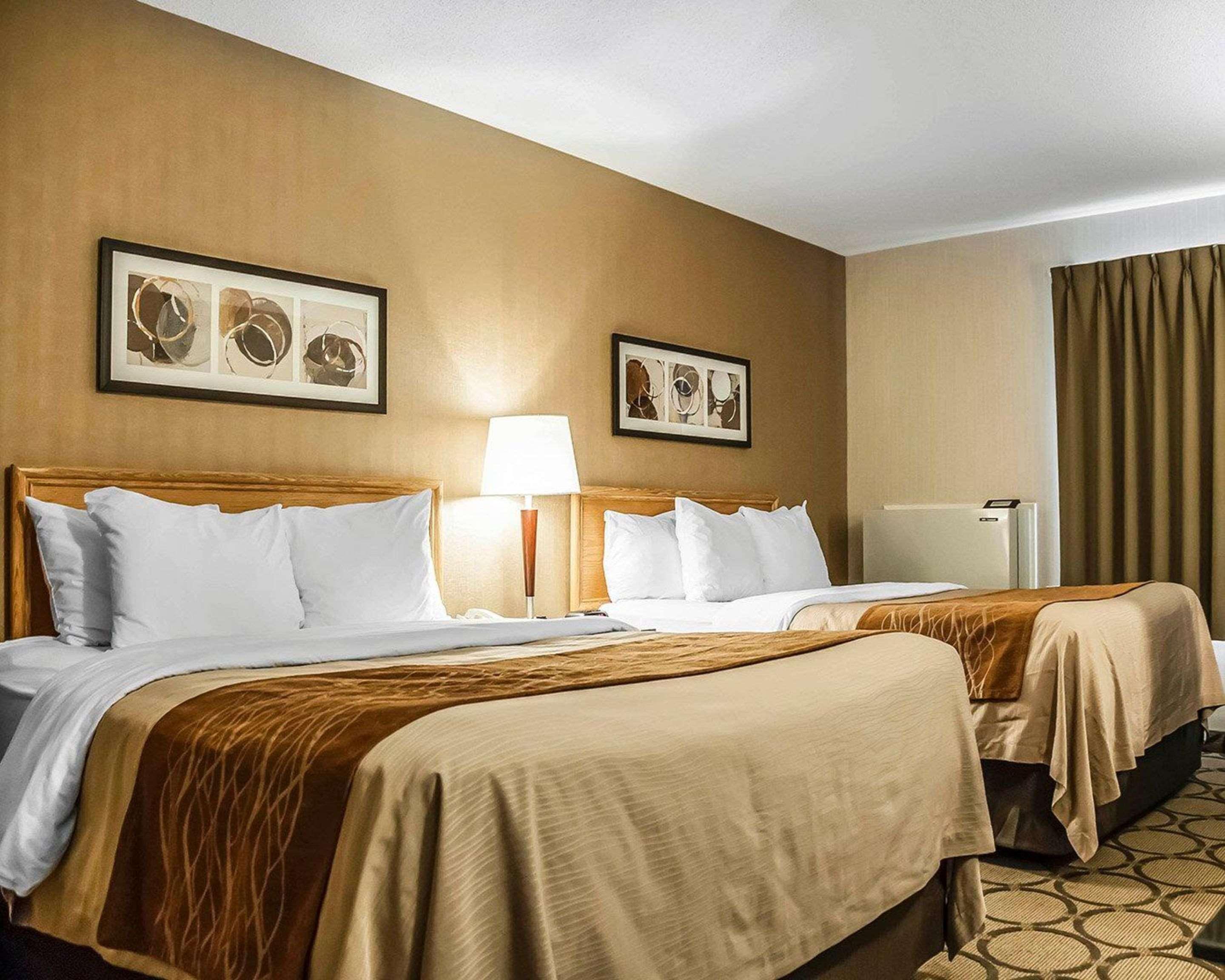 Comfort Inn Laval Luaran gambar