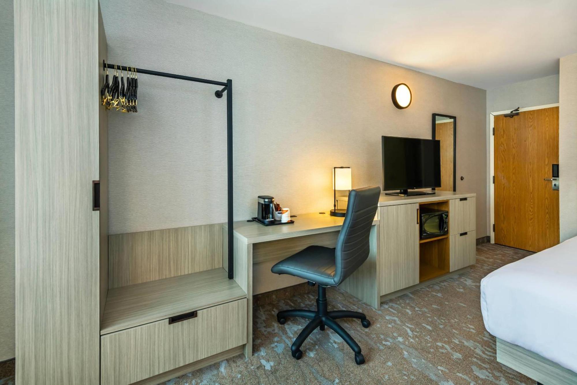 Comfort Inn Laval Luaran gambar